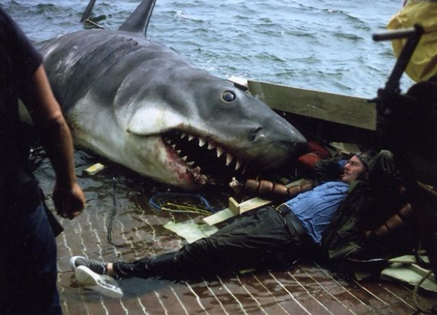 behind-the-scenes-photos-from-horror-movies