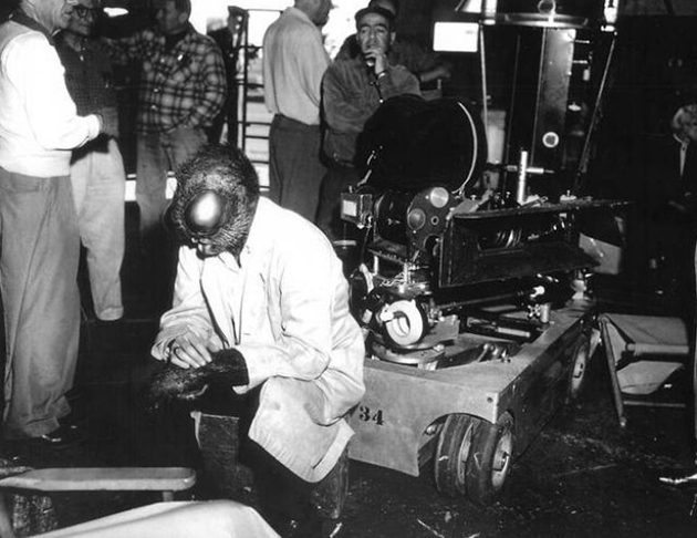 behind-the-scenes-photos-from-horror-movies