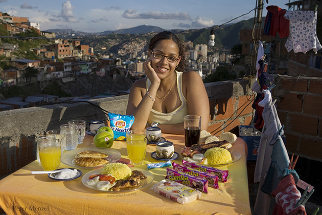 ordinary-people-eat-around-world-photos