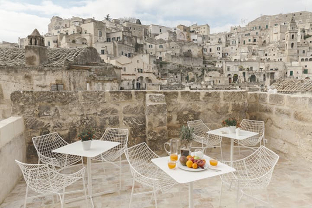 transform-ancient-cave-modern-hotel