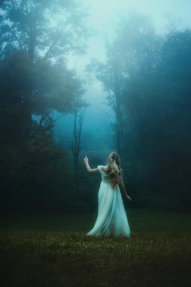couple-capturing-candid-fairy-tale-images-14