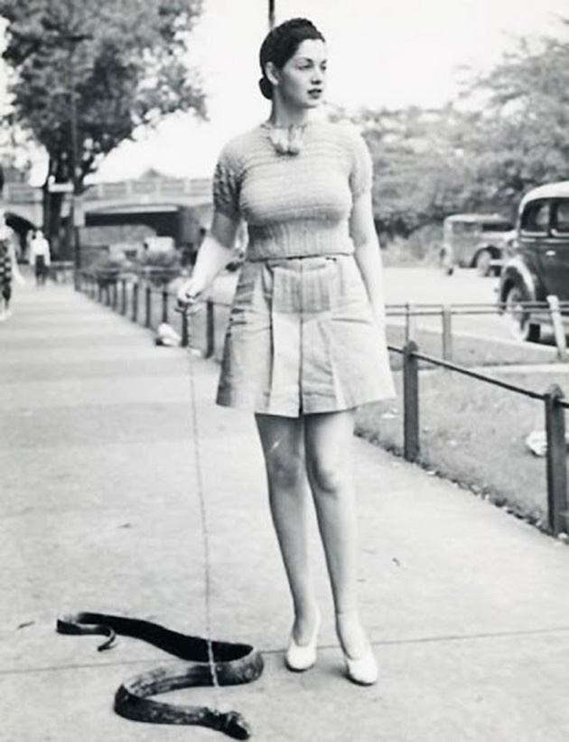 funny vintage photos about women