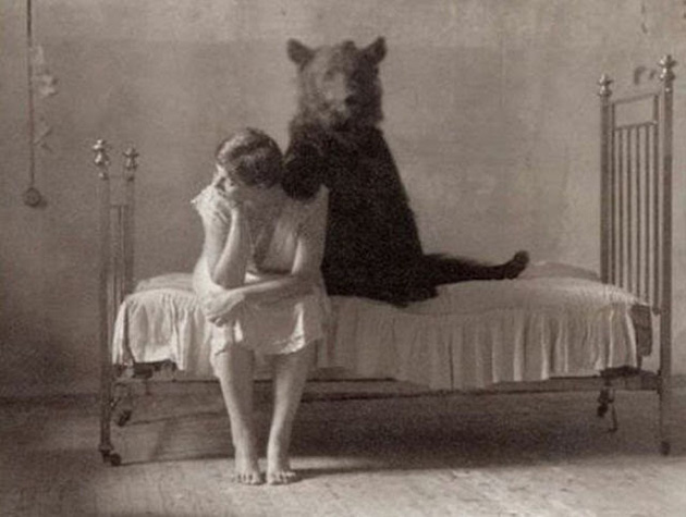 funny vintage photos about women