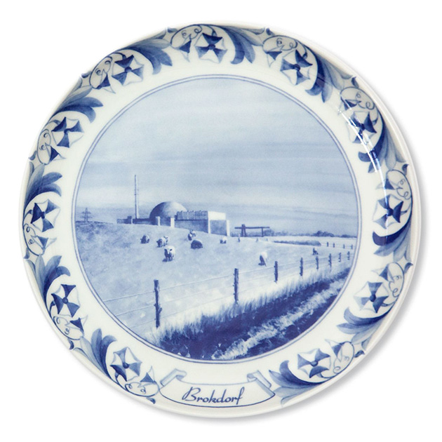 nuclear-reactor-porcelain-plates-16