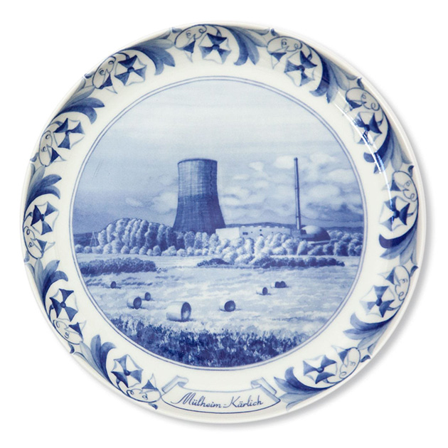 nuclear-reactor-porcelain-plates-4