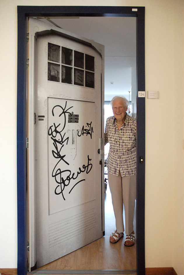 nursing homes dementia patients-personalised true doors stickers