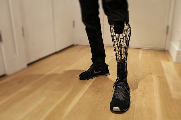 prosthetics-leg-3d-printed-titanium-william-root-8