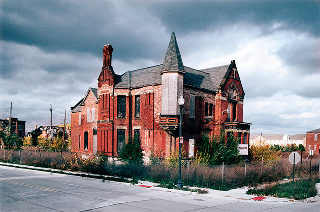 same-buildings-for-over-40-years-8
