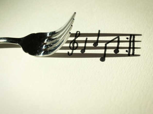 shadows-everyday-objects-18
