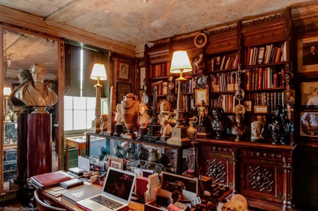 265-Year-Old-Mansion-London