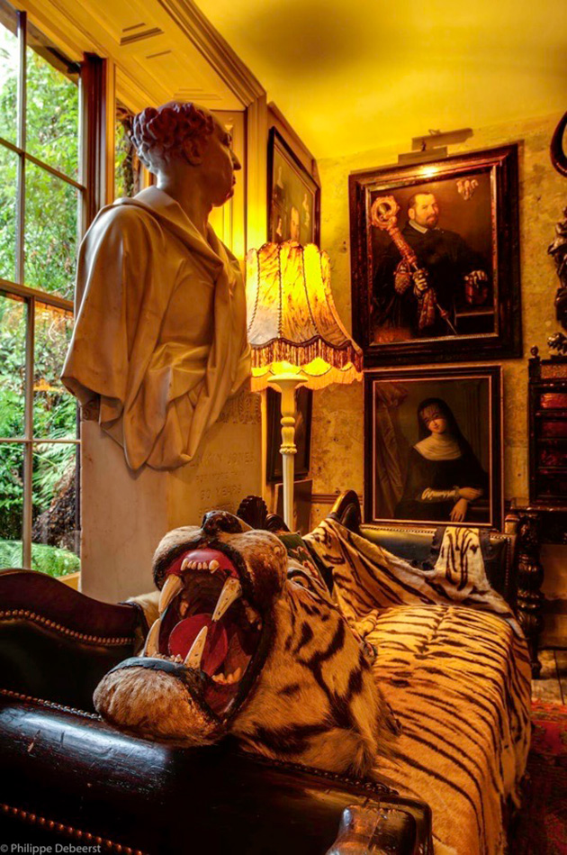 265-Year-Old-Mansion-London