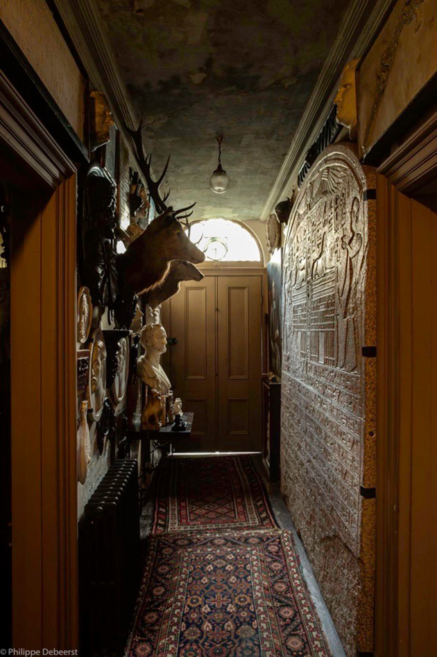 265-Year-Old-Mansion-London