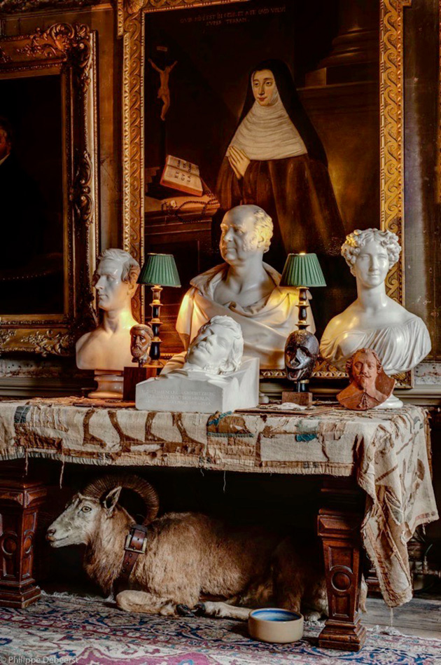 265-Year-Old-Mansion-London