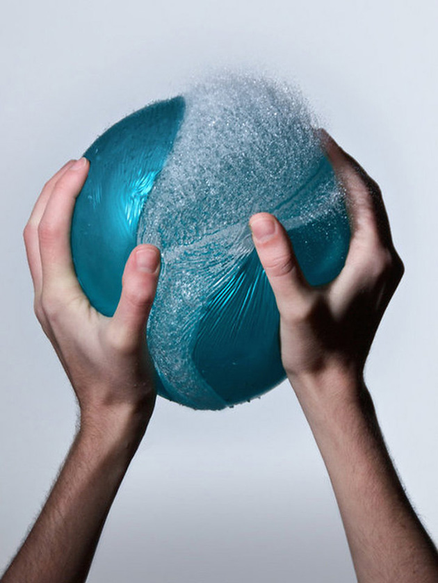 high-speed-photos-water-balloons