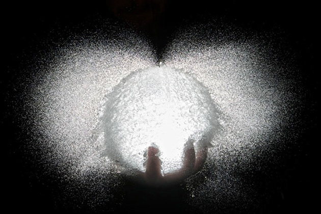 high-speed-photos-water-balloons