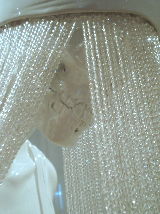 poetic-veiled-sculptures