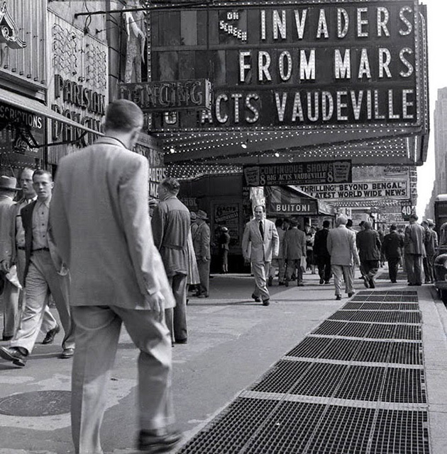 NYC's daily life 50s
