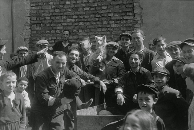 Daily Life in the Ghetto of Warsaw