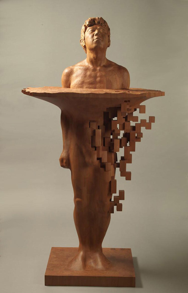 pixelated-wood-sculpture