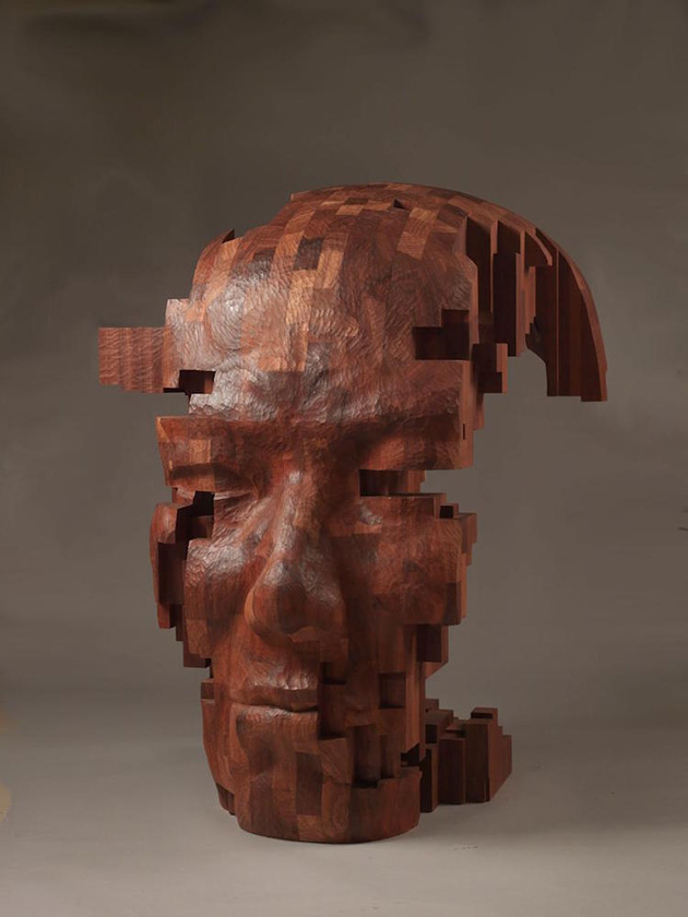 pixelated-wood-sculpture