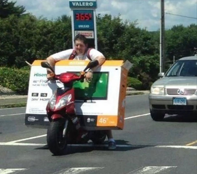 workplace-safety-fails-men-accident-waiting-to-happen