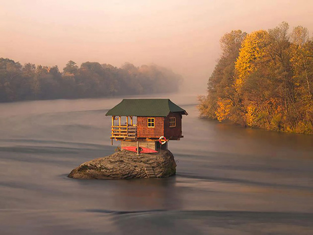 small-houses-saving-space