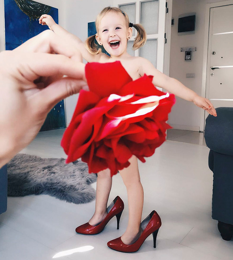 food-dresses-forced-perspective-optical-illusion