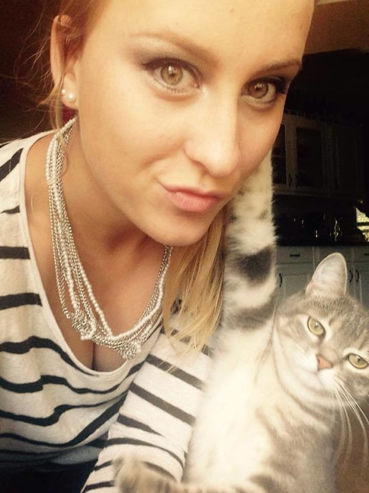 cats-hate-selfies