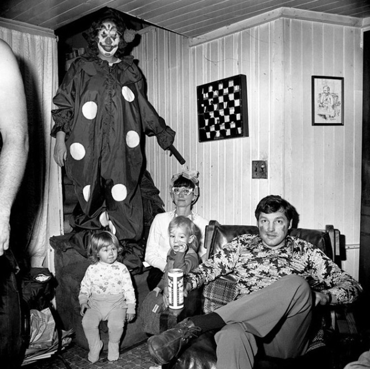 terrifying-old-school-clown
