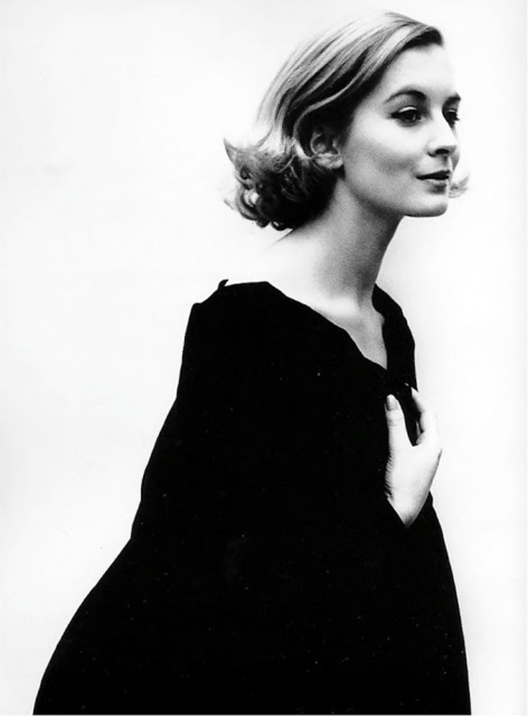 Black and White Photos of Female Celebrities 