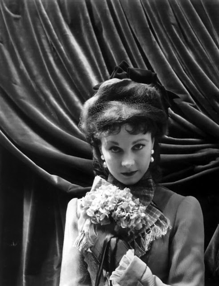 Black and White Photos of Female Celebrities 