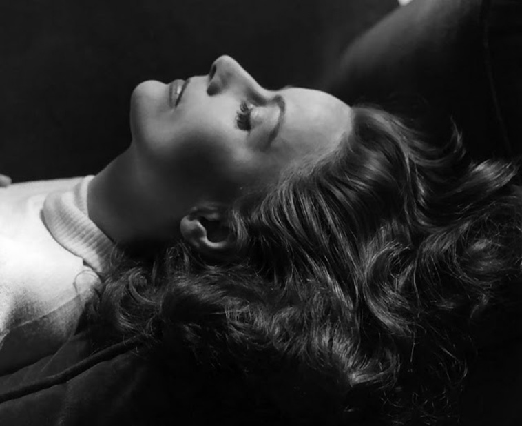 Black and White Photos of Female Celebrities 