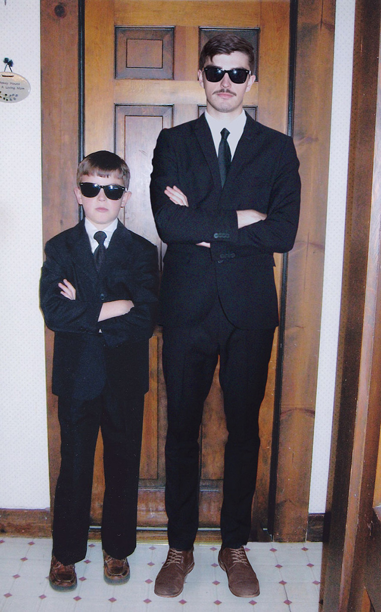 Guy Photoshops Himself Into Childhood Pics