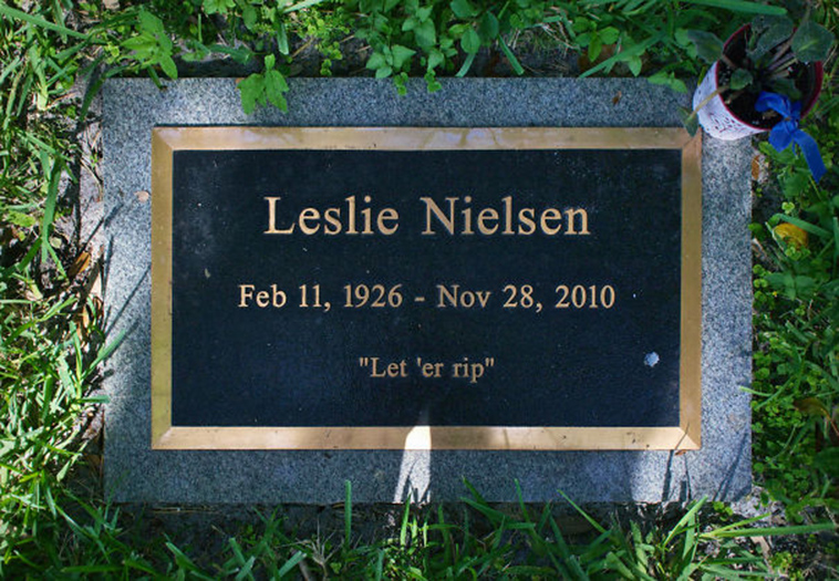 funny tombstones epitaph