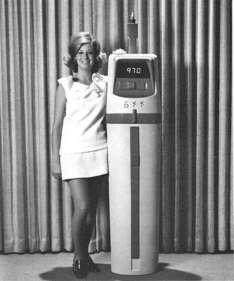 Vintage Photos of Women in Miniskirts