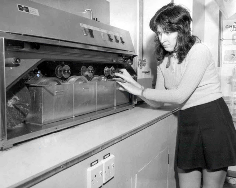 Vintage Photos of Women in Miniskirts