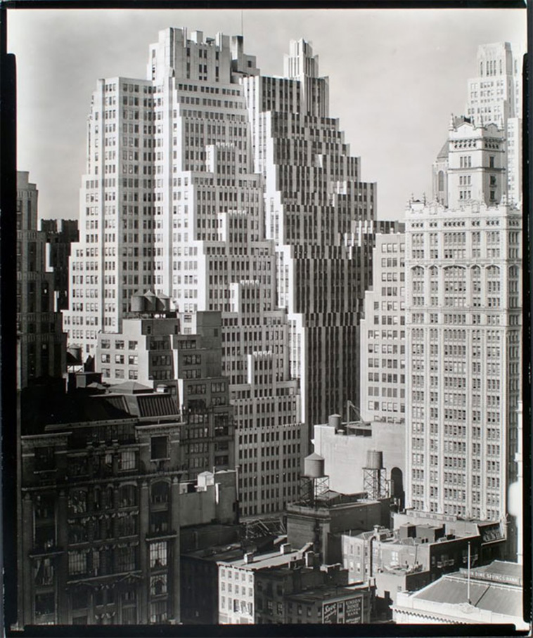 Berenice Abbott Manhattan by 1935