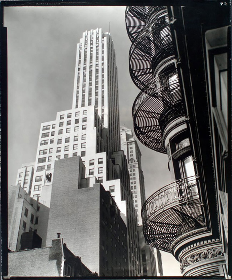 Berenice Abbott Manhattan by 1935