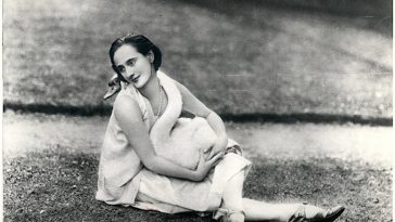 anna pavlova and her pet swan jack