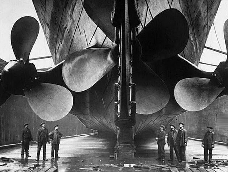 construction of the titanic