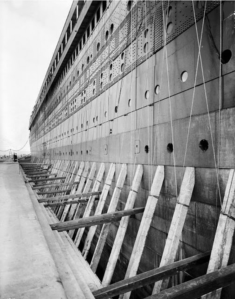 construction of the titanic