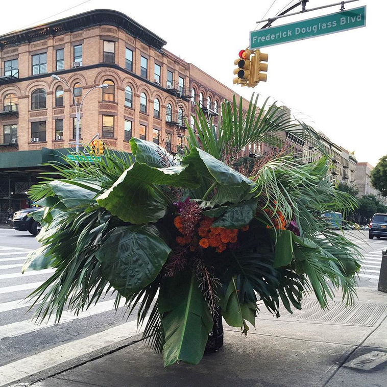 trash cans flowers new york