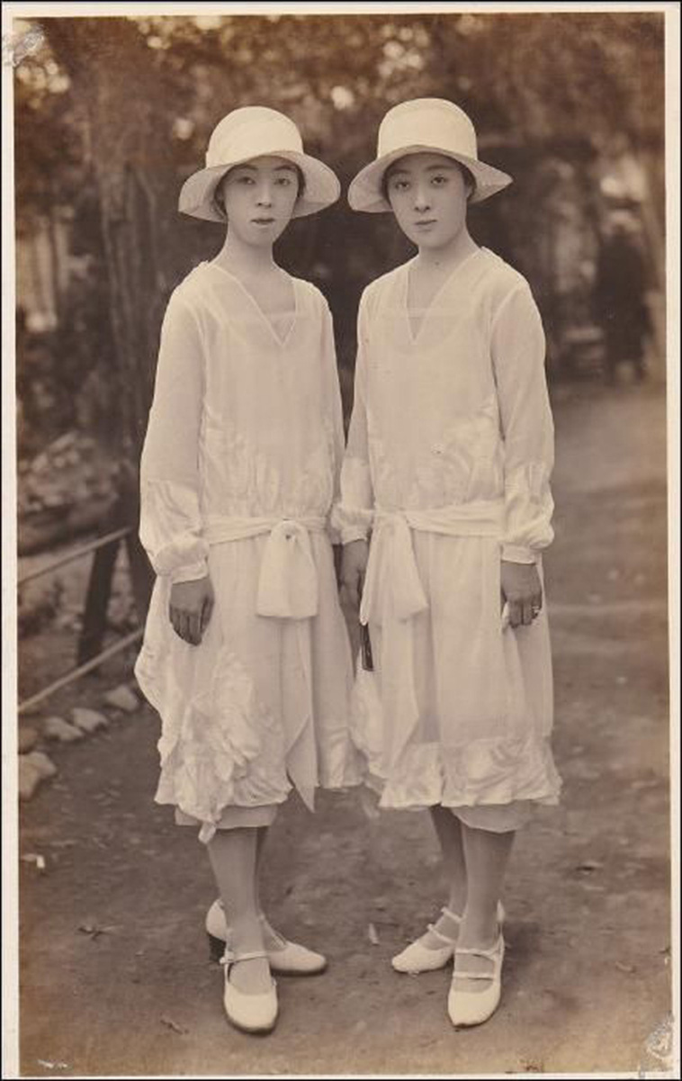 Japanese Women Fashion in the Westernized Era