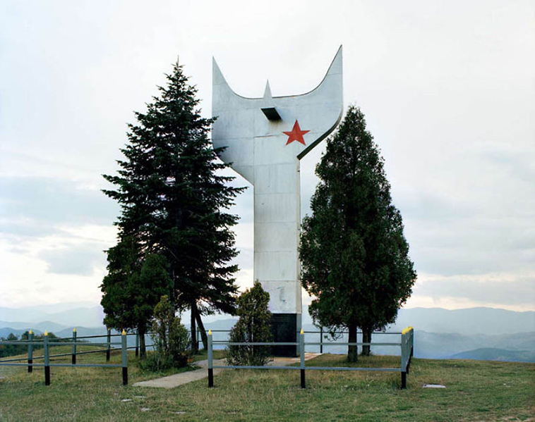 old monuments yugoslavia spomeniks jan kempenaers