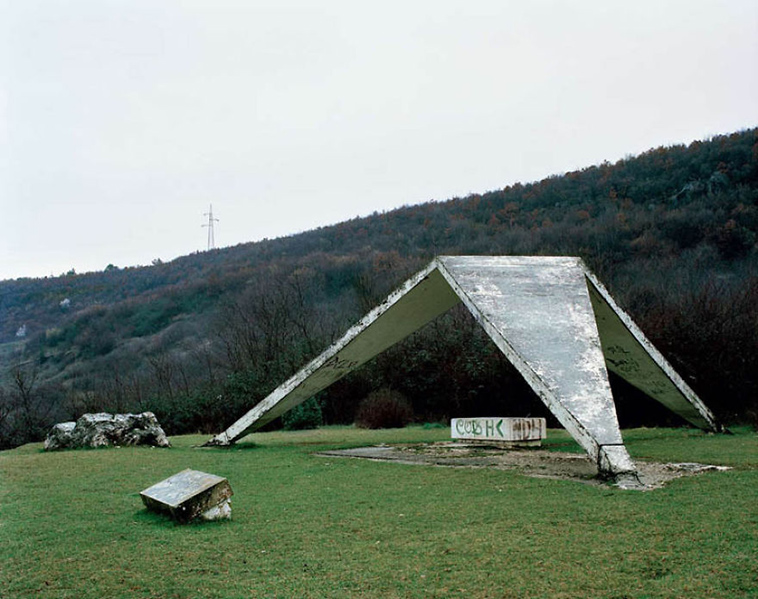 old monuments yugoslavia spomeniks jan kempenaers