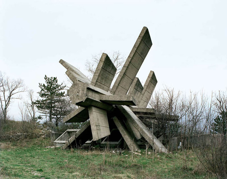 old monuments yugoslavia spomeniks jan kempenaers