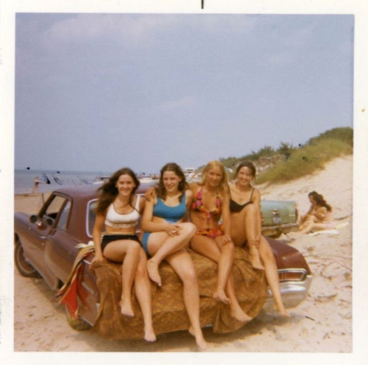 teenage young girls fashion 1970s