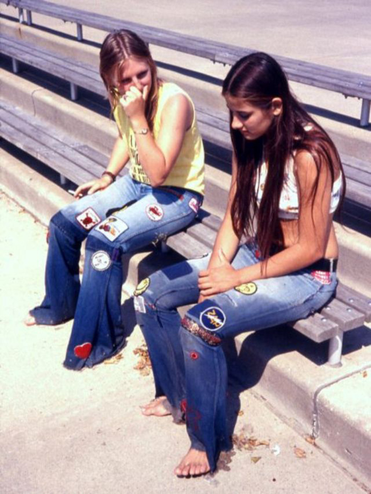teenage young girls fashion 1970s
