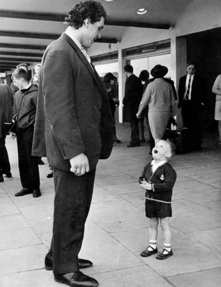 giant and child