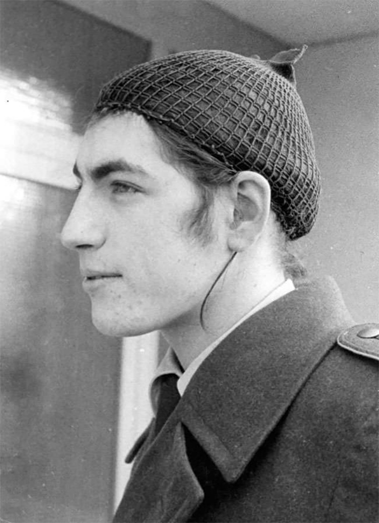 german-soldier-long-hair-1970s